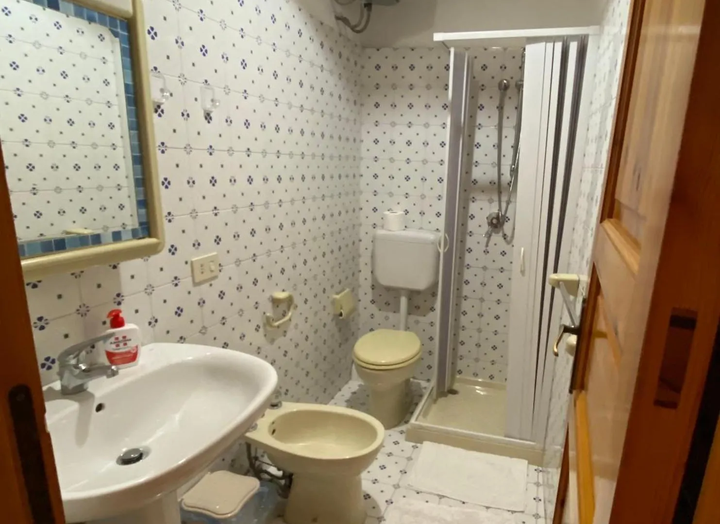 Apartment Ferienwohnung Lipari Centro Storico Flat 7 Mins From Port