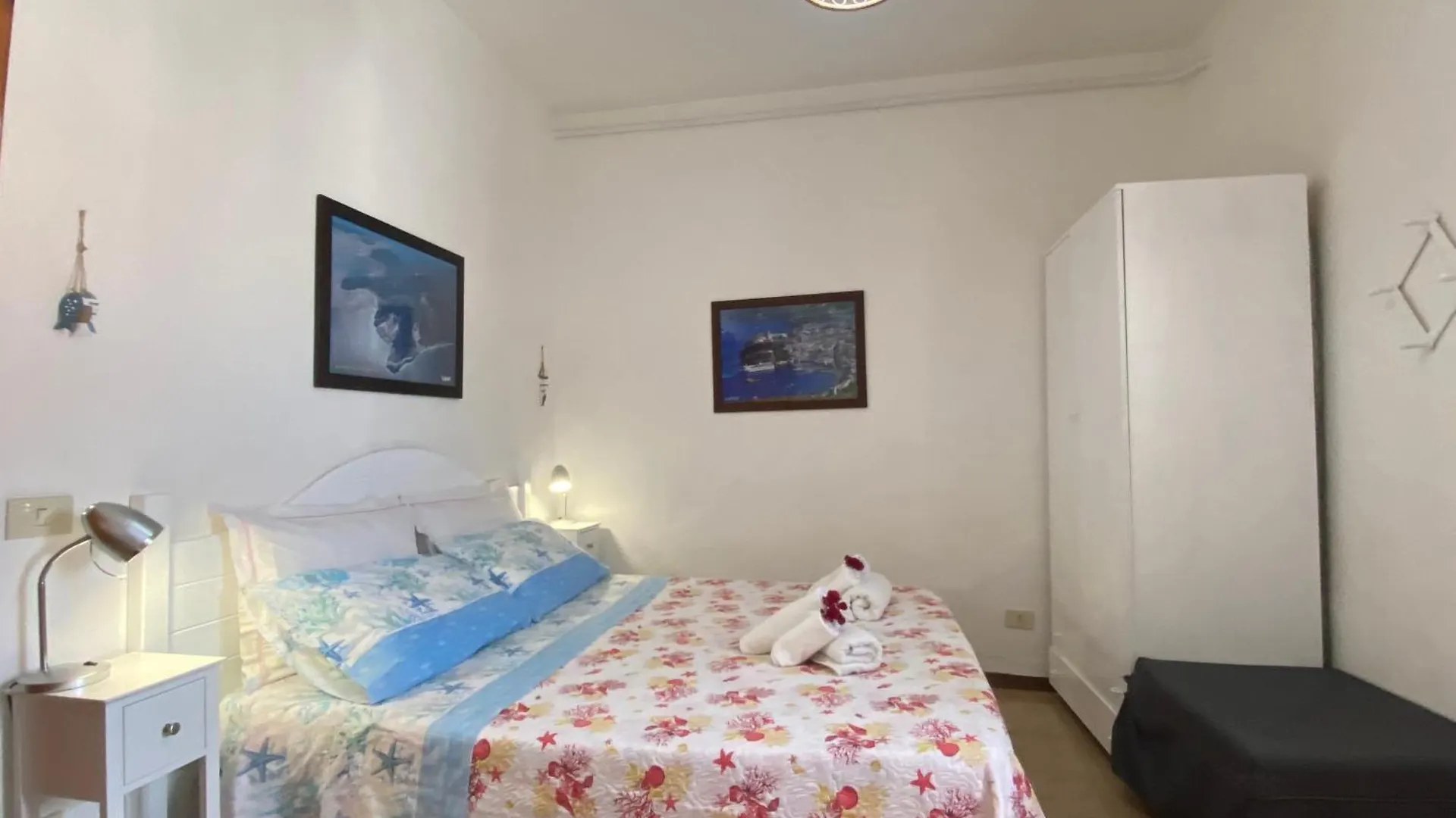 Lipari Centro Storico Flat 7 Mins From Port Apartment 0*, Lipari (Isola Lipari) Italy